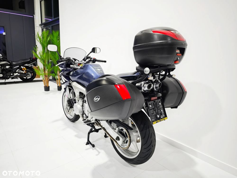 Yamaha FZ - 14
