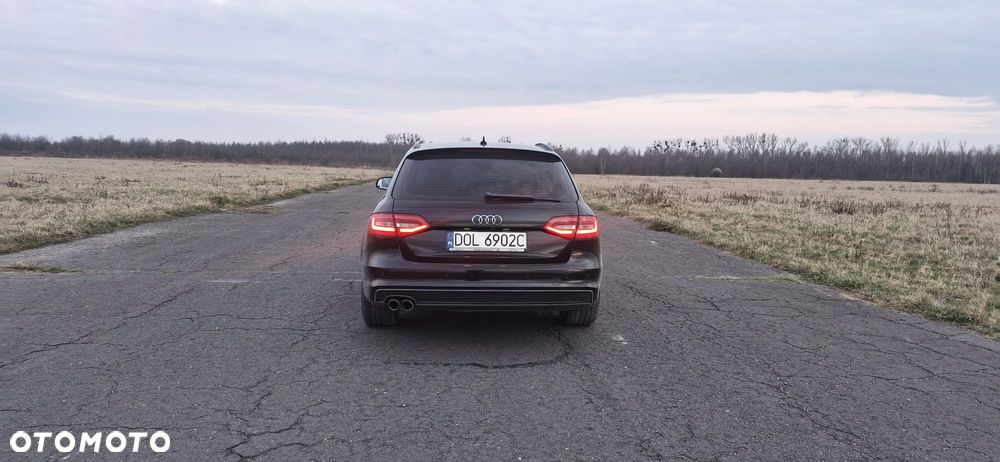 Audi A4 Avant - 4