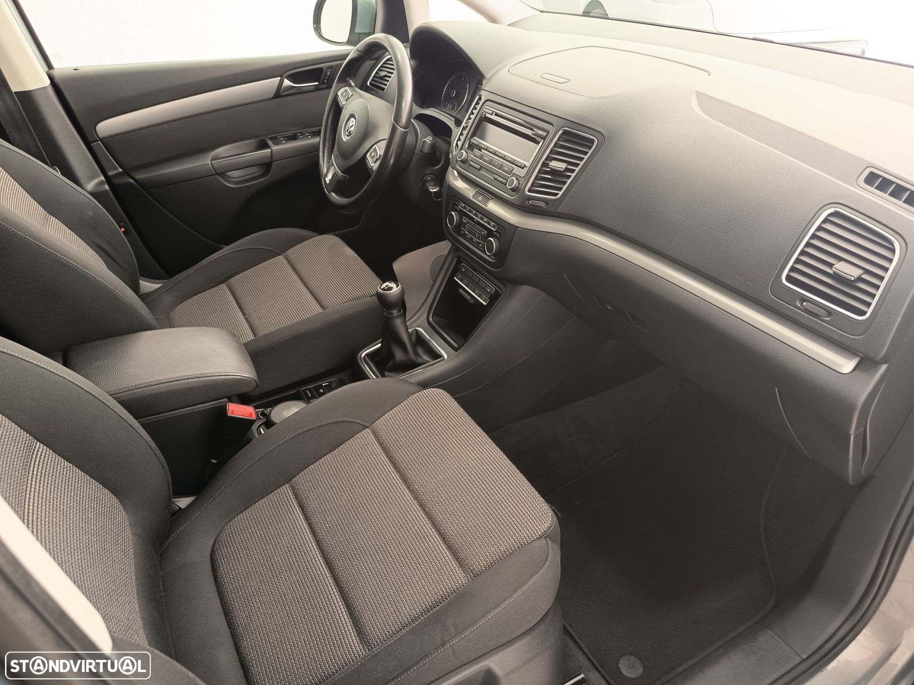VW Sharan 2.0 TDI Highline - 17