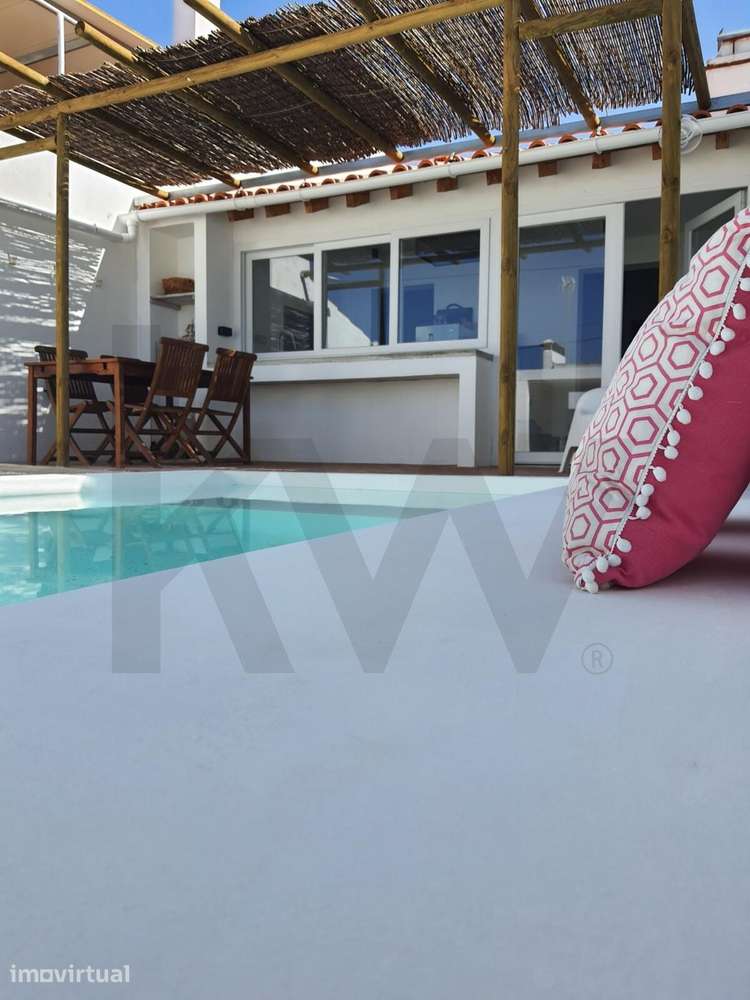 Moradia para venda T1+1 c/piscina e jardim. Charme e funcionalidade no - Grande imagem: 3/28