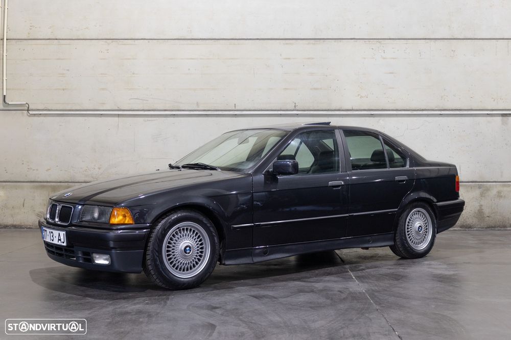 BMW 325 i - 11