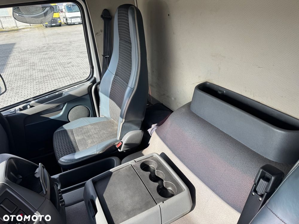 Volvo FMX 460 13L 8x4 MEILLER HYDROBURTA ładne i zadbane - 38