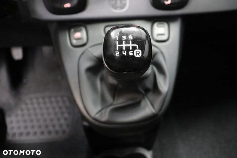 Fiat Panda 1.0 GSE Hybrid GARMIN - 7