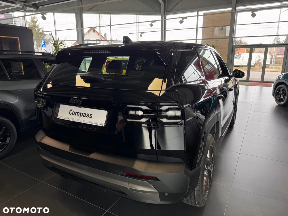 Jeep Compass 1.2 T3 mHEV Altitude FWD DCT - 3