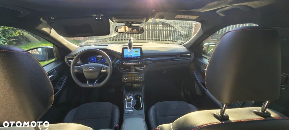 Ford Kuga 2.0 EcoBlue 4x4 ST-LINE X - 19