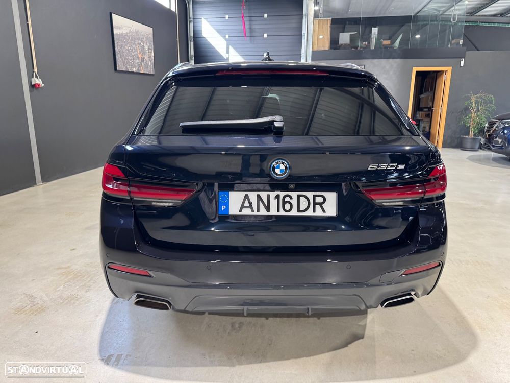 BMW 530 e Pack Desportivo M - 10