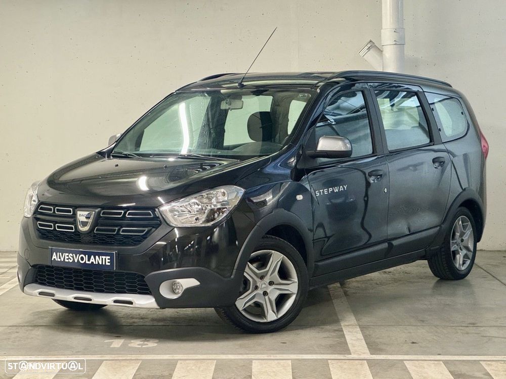 Dacia Lodgy 1.5 Blue dCi Stepway 7L - 1