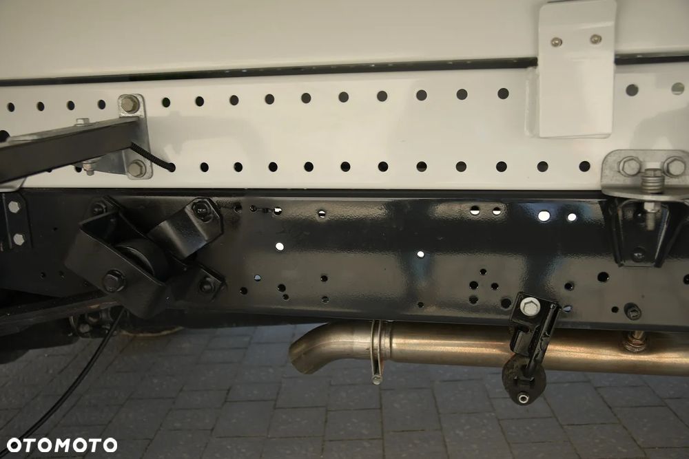 Iveco DAILY 35-160 * 3.0 * WYWROTKA * ZNAKOMITY STAN! - 19