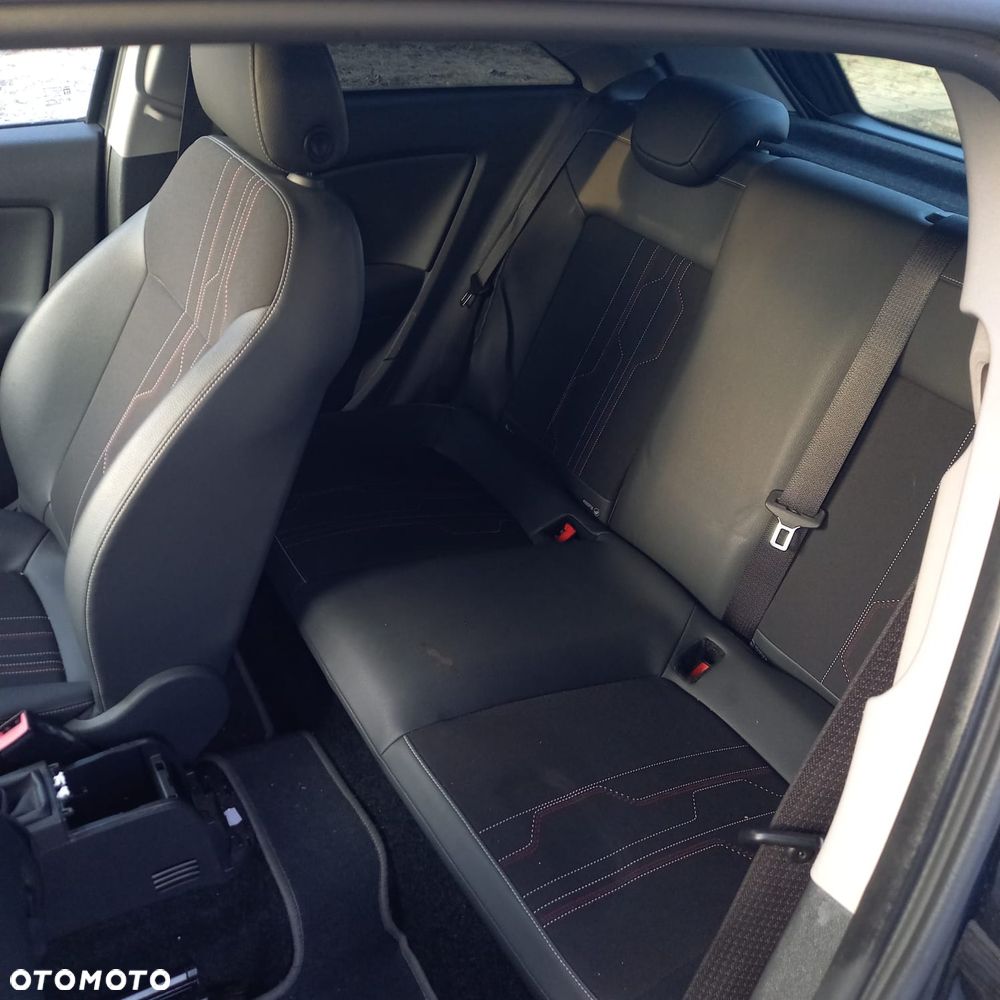 Opel Corsa 1.0 12V Essentia - 7