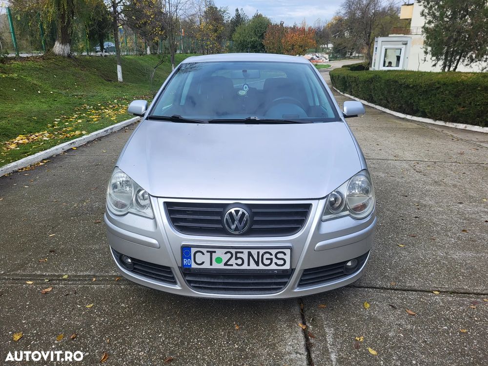 Volkswagen Polo 1.4 Comfortline - 2