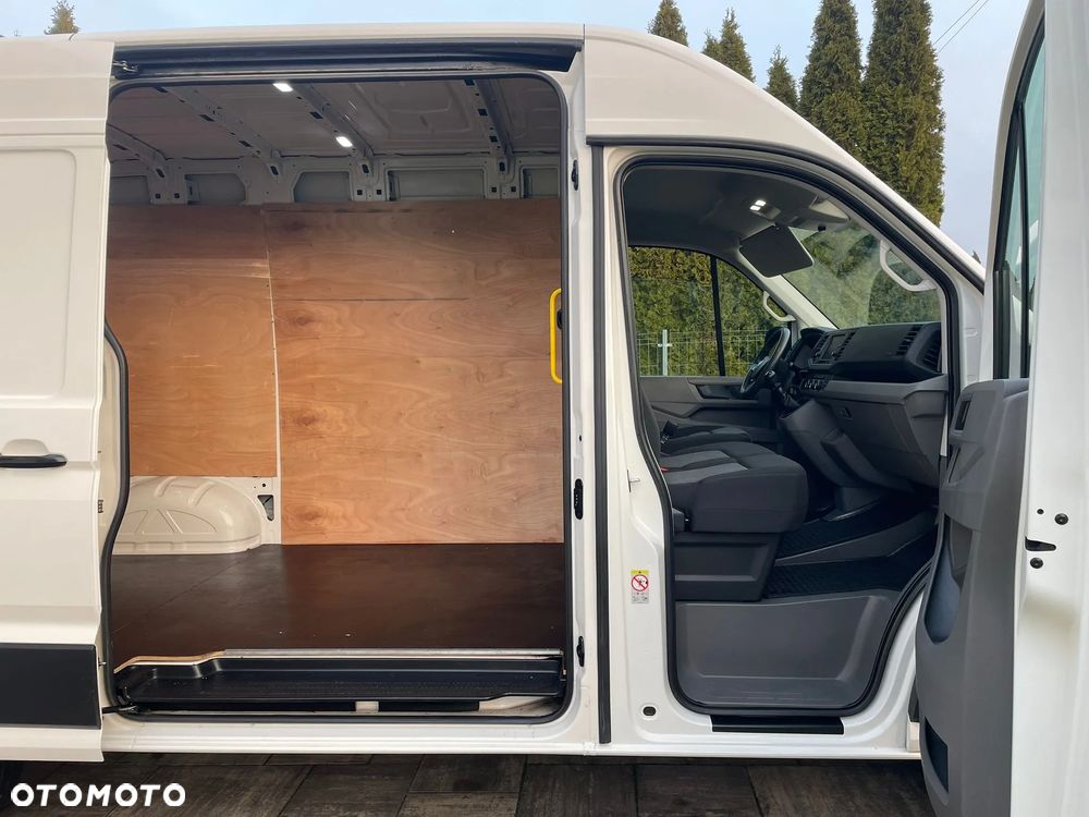 Volkswagen CRAFTER L2H2 - 22