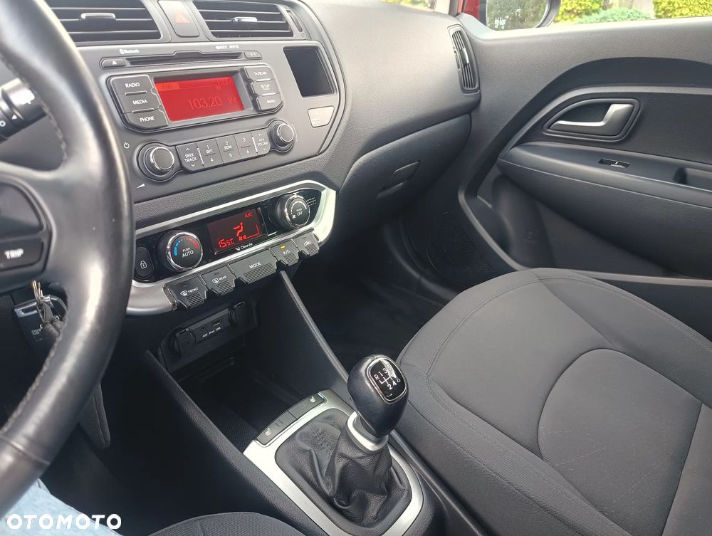 Kia Rio 1.4 Platinum Edition - 19