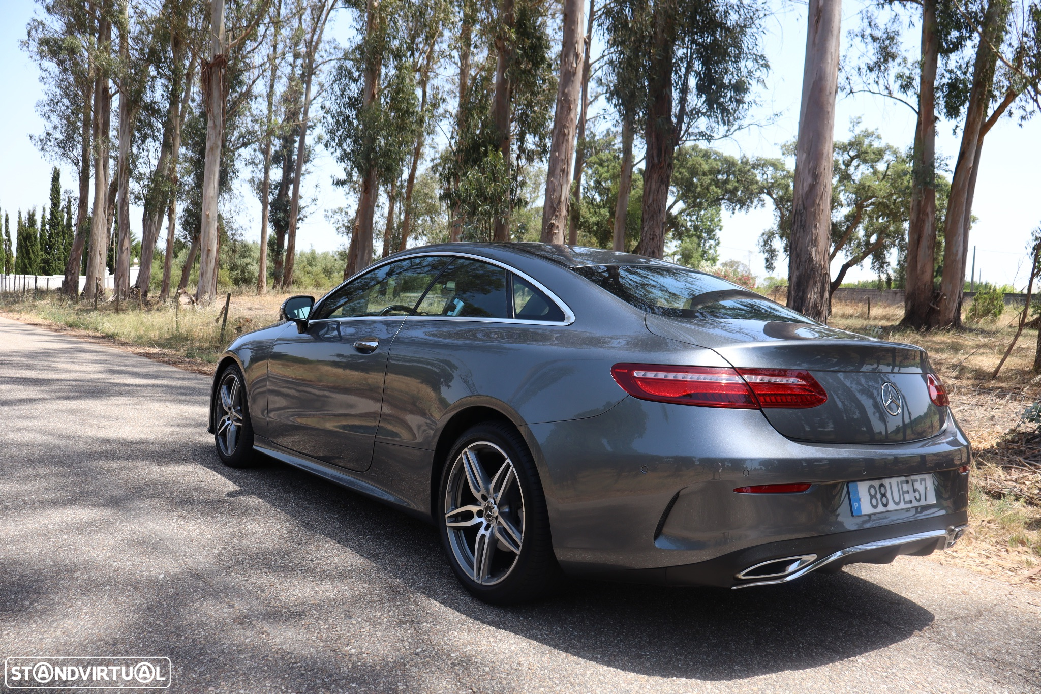 Mercedes-Benz E 220 d AMG Line Aut. - 27