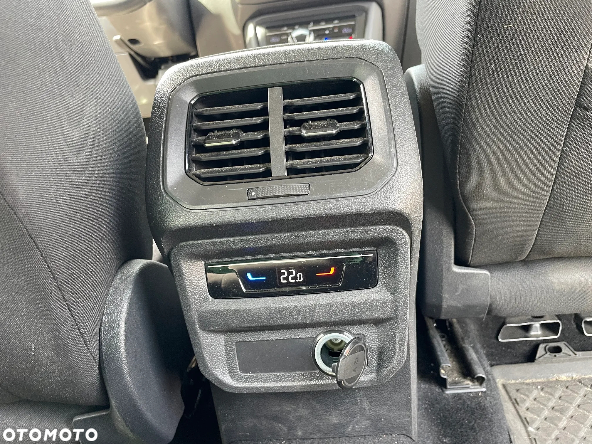 Volkswagen Tiguan - 18