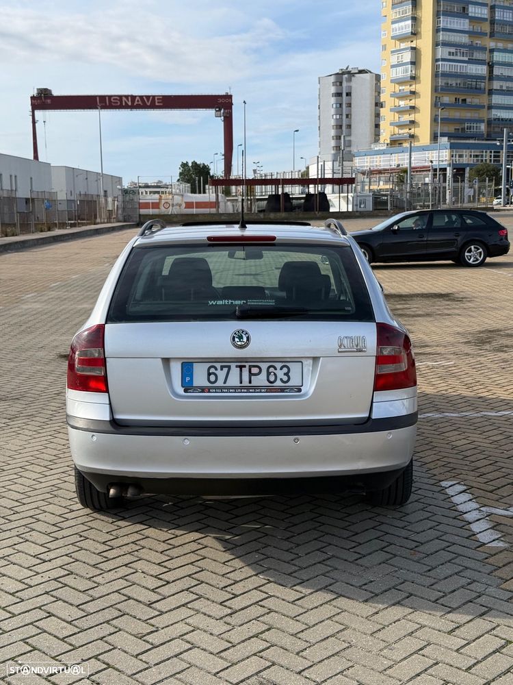 Skoda Octavia Break 2.0 TDI DPF DSG FAMILY - 5