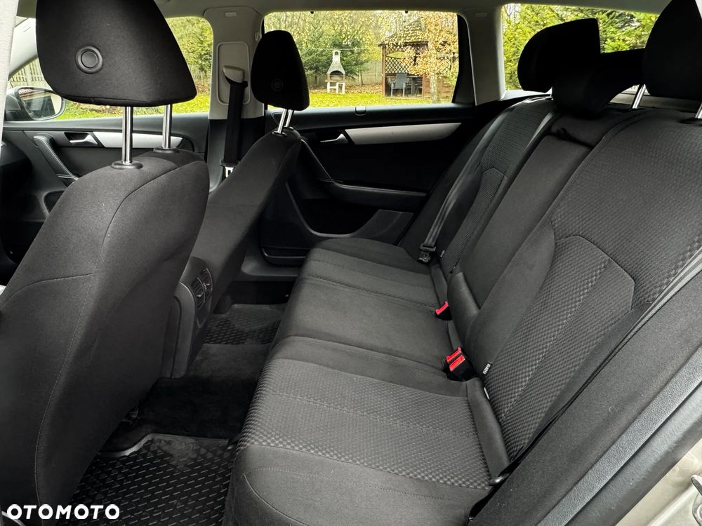 Volkswagen Passat 1.4 TSI Comfortline - 13