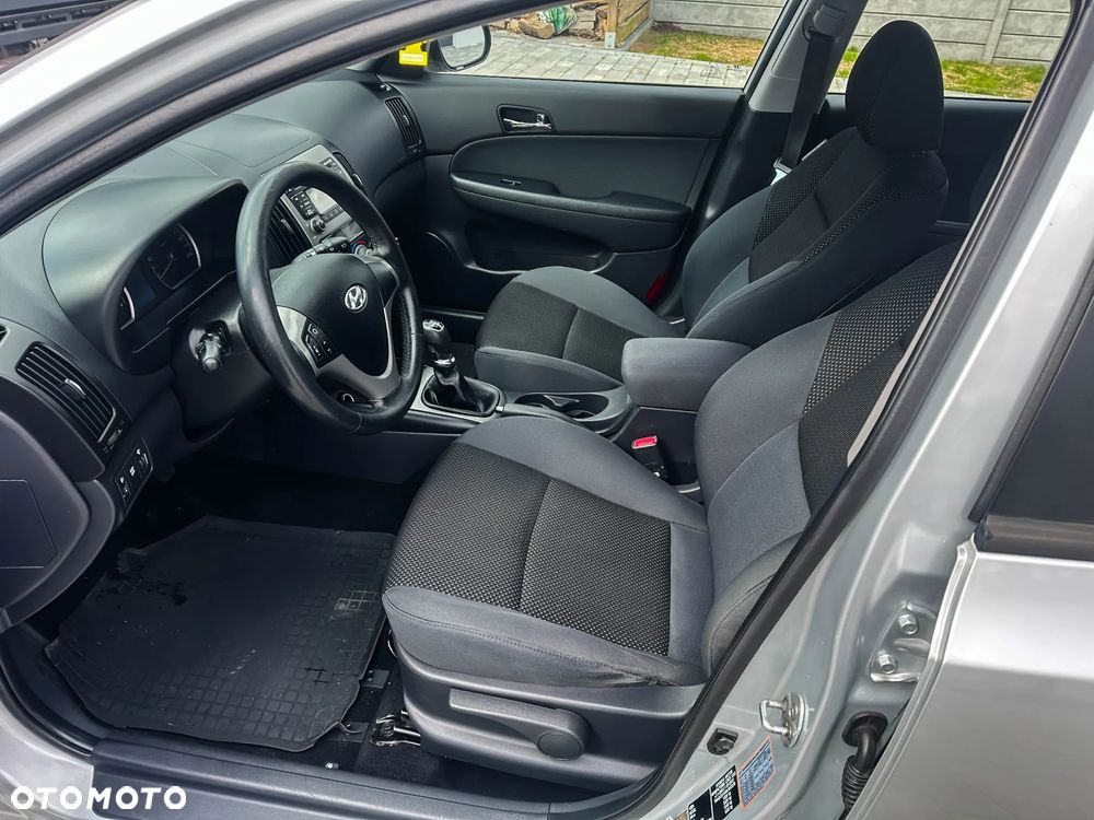 Hyundai i30 - 25