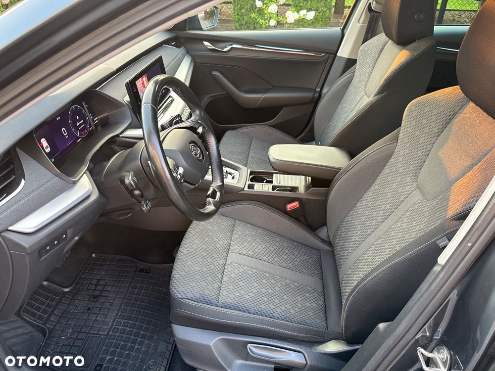Skoda Octavia 2.0 TDI SCR Style DSG - 24