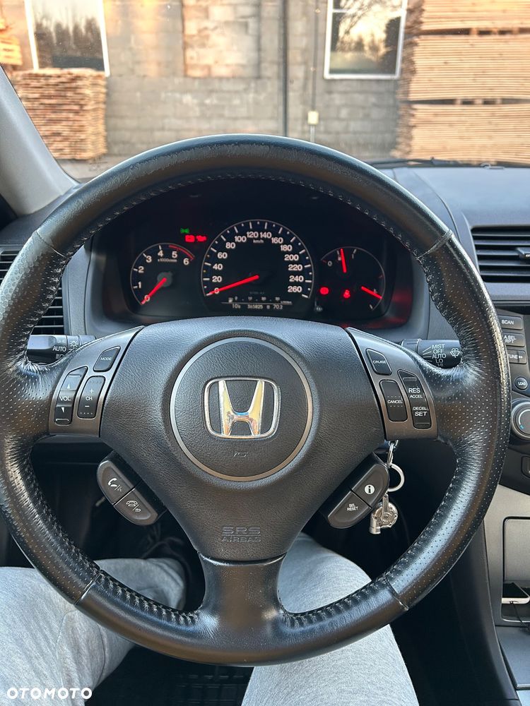 Honda Accord - 13