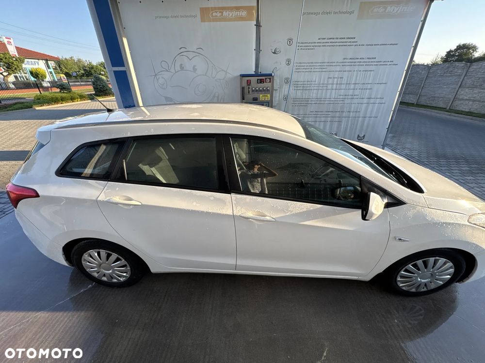 Hyundai i30 1.4 CRDi Comfort - 10