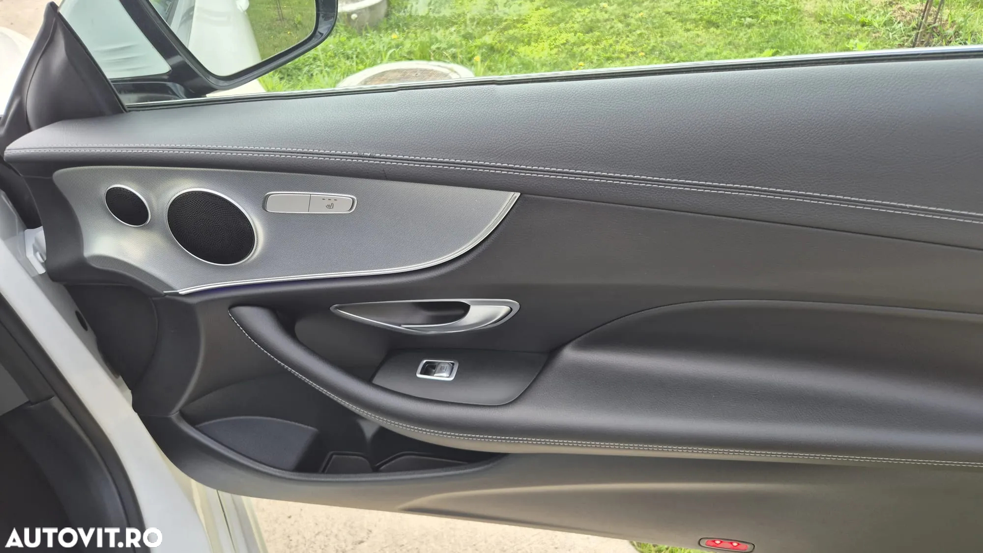 Mercedes-Benz E 220 d Coupe 9G-TRONIC Avantgarde - 11