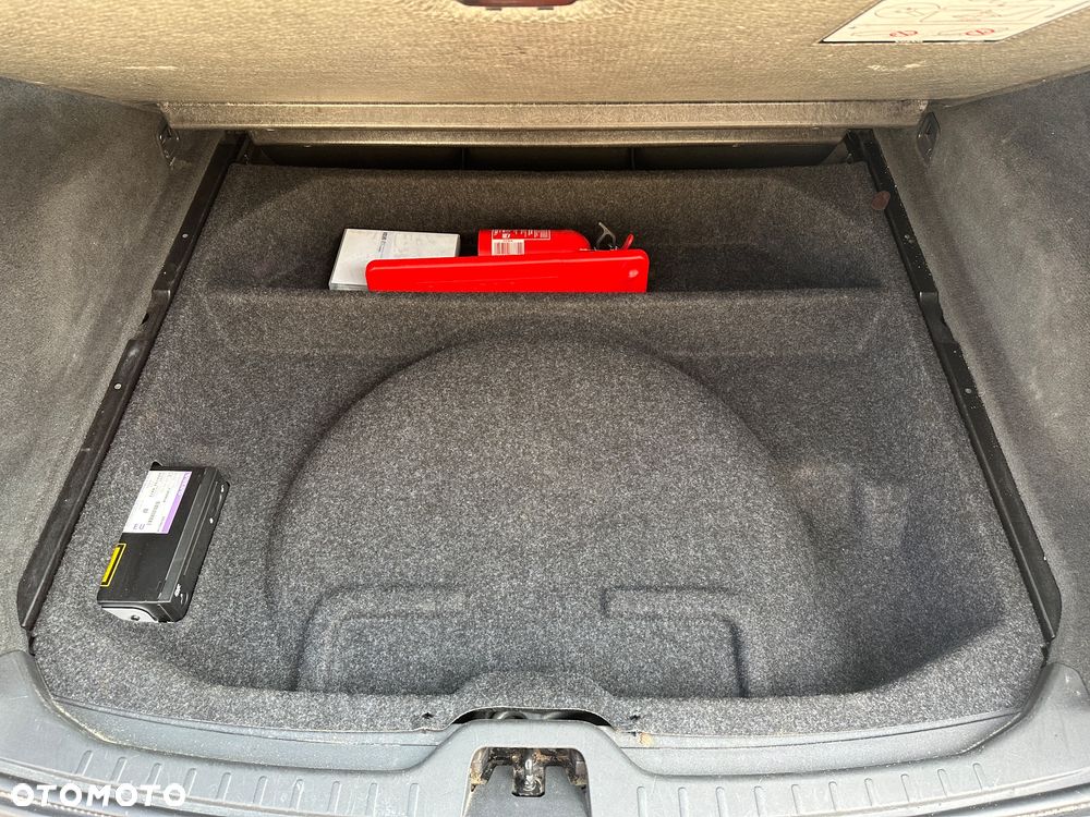 Volvo XC 60 D5 AWD Summum - 28