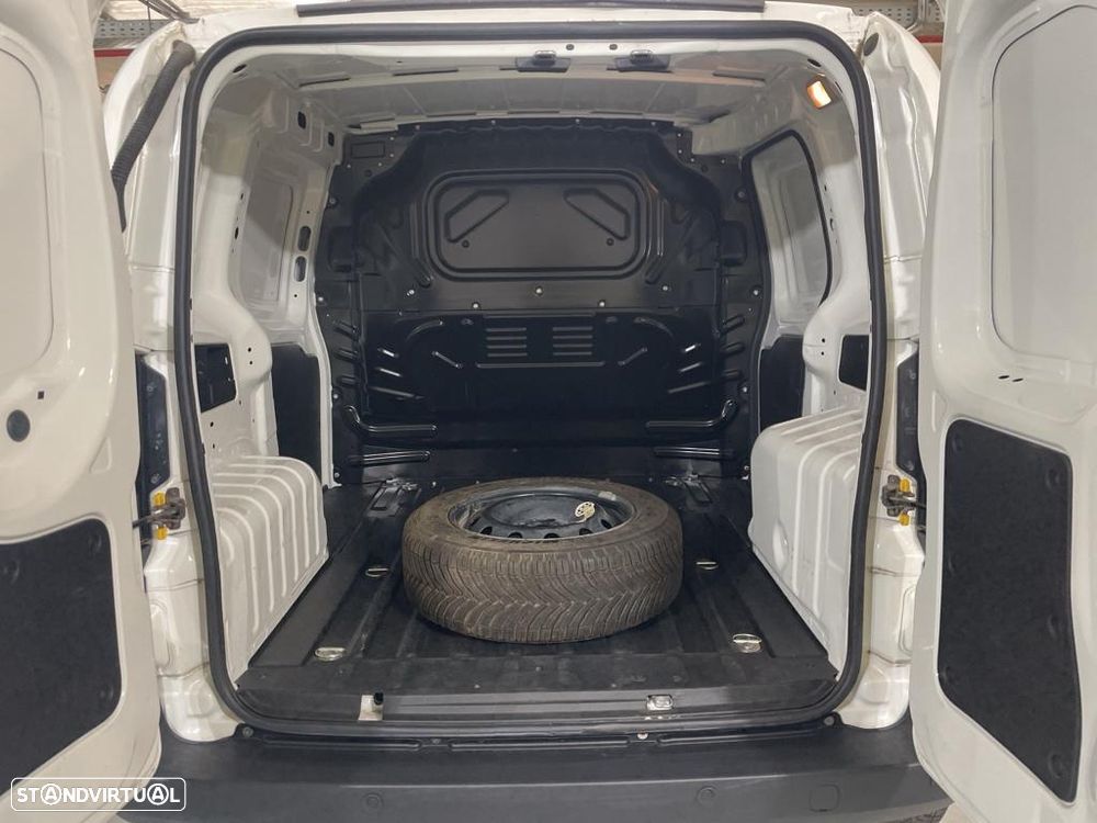 Fiat FIORINO 1.3 M-jet Adventure - 8