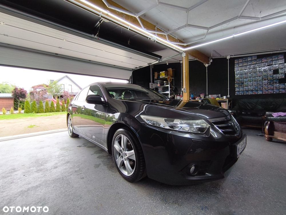 Honda Accord 2.0 Executive Navi - 3