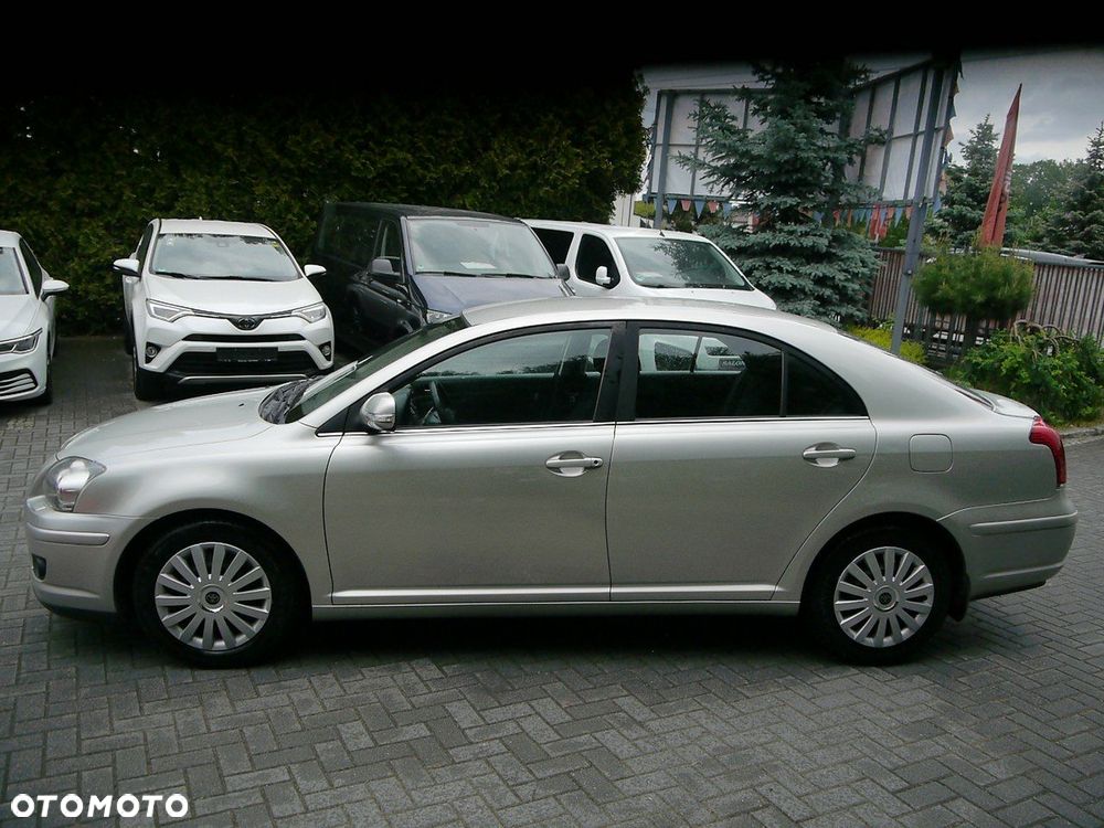 Toyota Avensis 2.0 VVT-i Sol plus Premium - 10