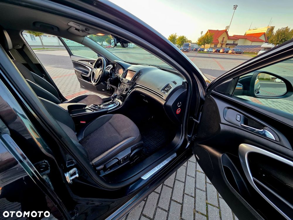 Opel Insignia 2.0 CDTI Cosmo - 11