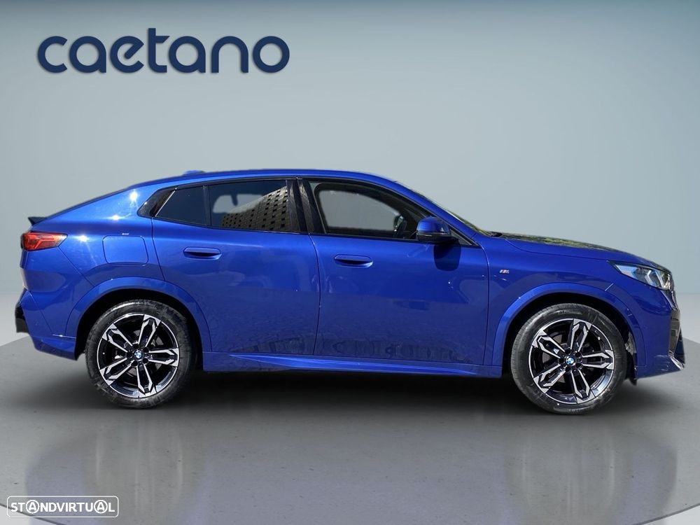BMW X2 18 d sDrive Auto Pack M — fotografia 20