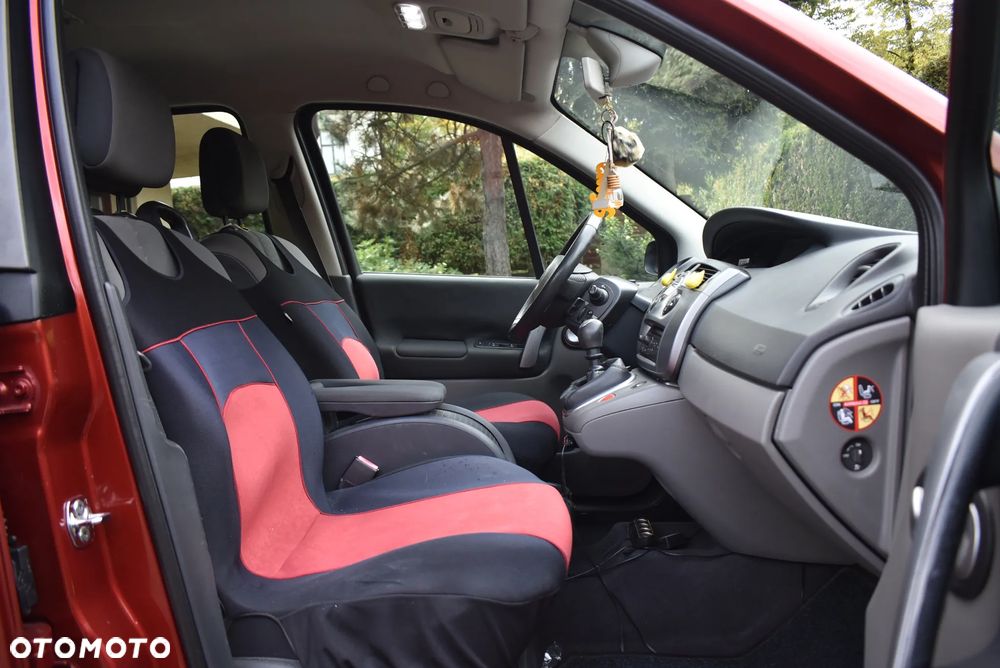 Renault Scenic 1.6 16V Dynamique - 23