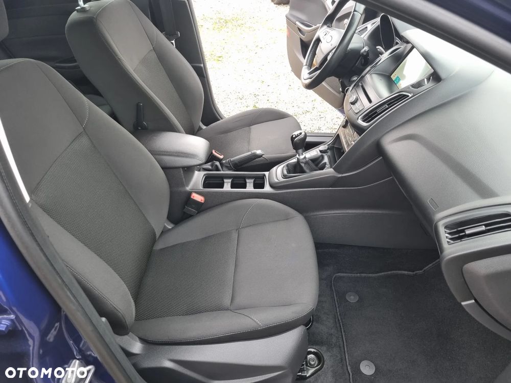 Ford Focus 1.5 EcoBlue Titanium X - 14