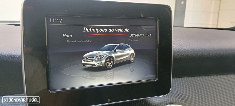 Mercedes-Benz GLA 220 4Matic 7G-DCT Style - 22