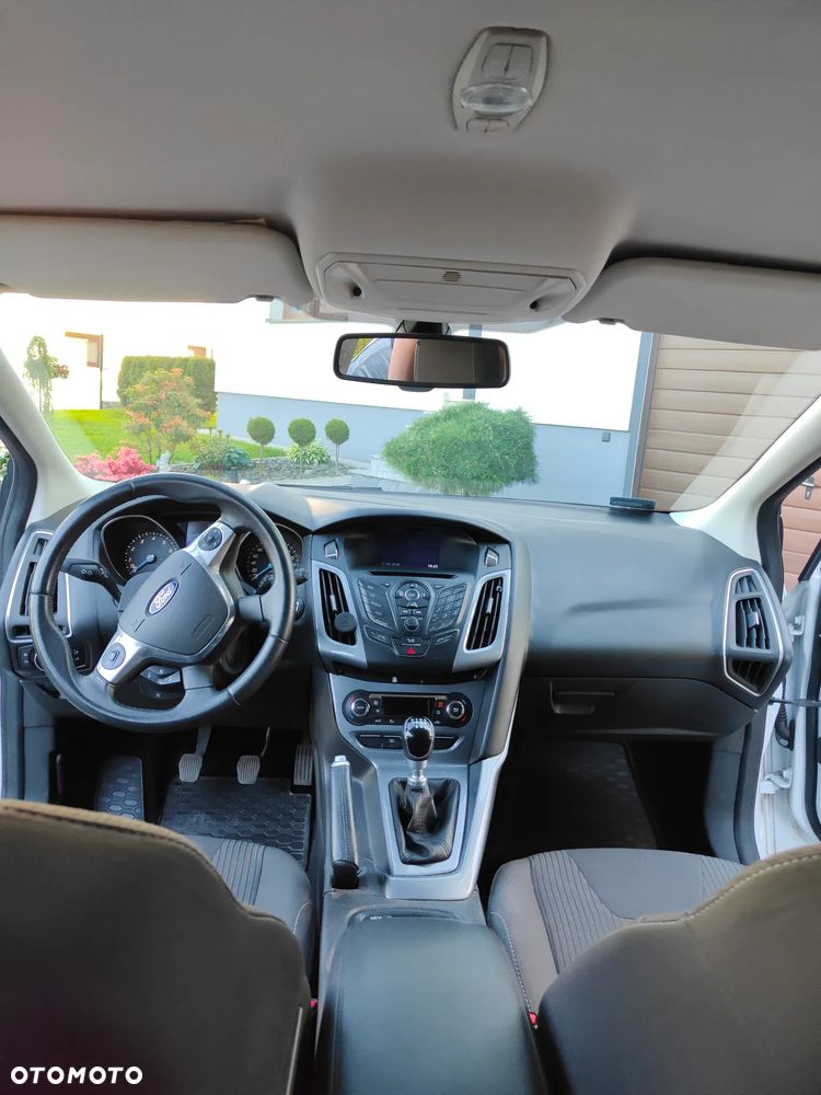 Ford Focus 1.0 EcoBoost Titanium - 11
