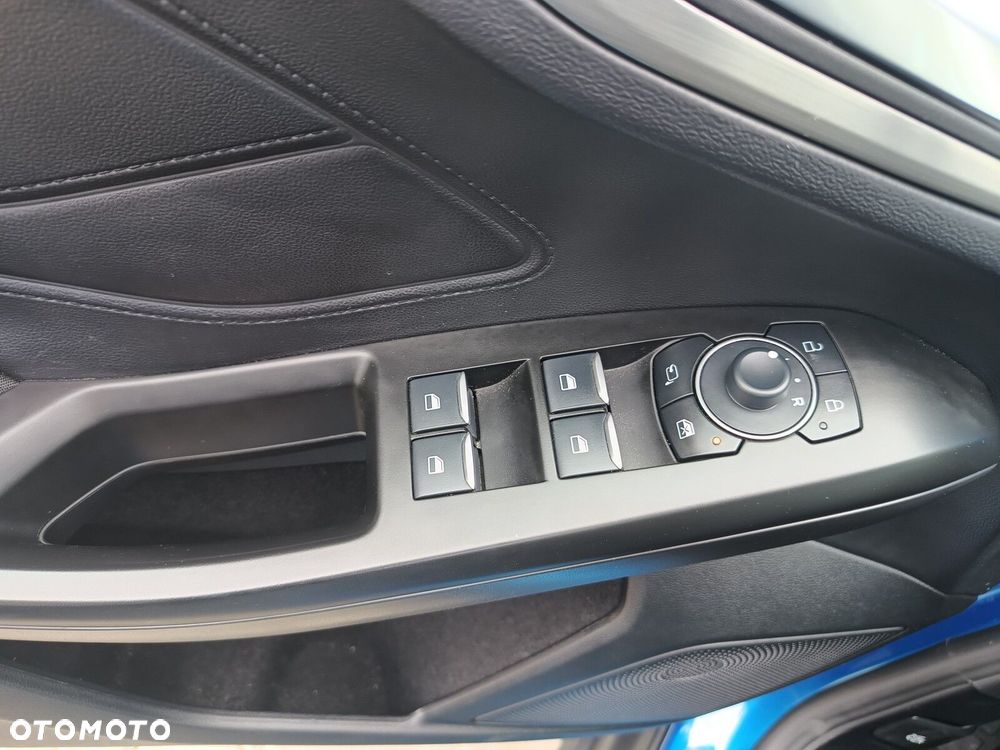 Ford Focus 1.0 EcoBoost Titanium - 16
