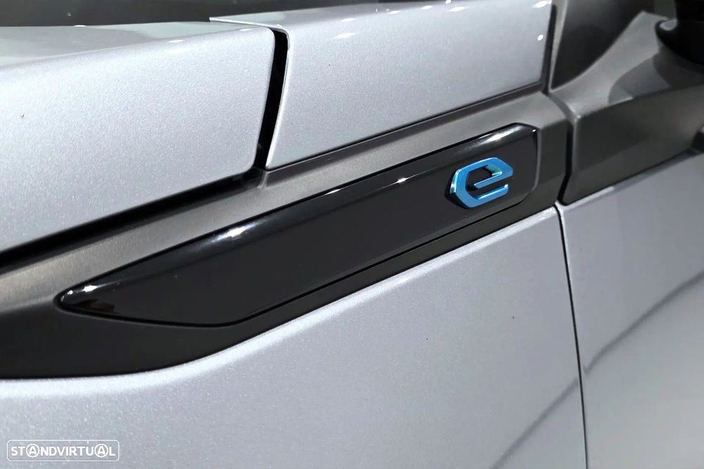 Peugeot e-2008 50 kWh GT Pack - 31