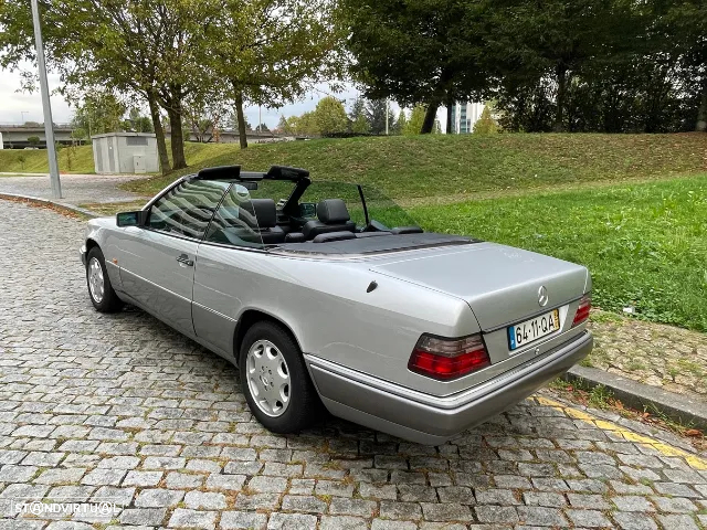 Mercedes-Benz E 200 Coupé - 6