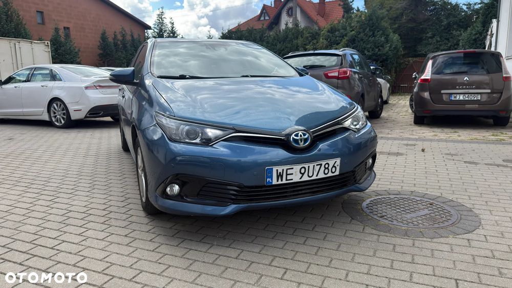 Toyota Auris Hybrid 135 Prestige - 8