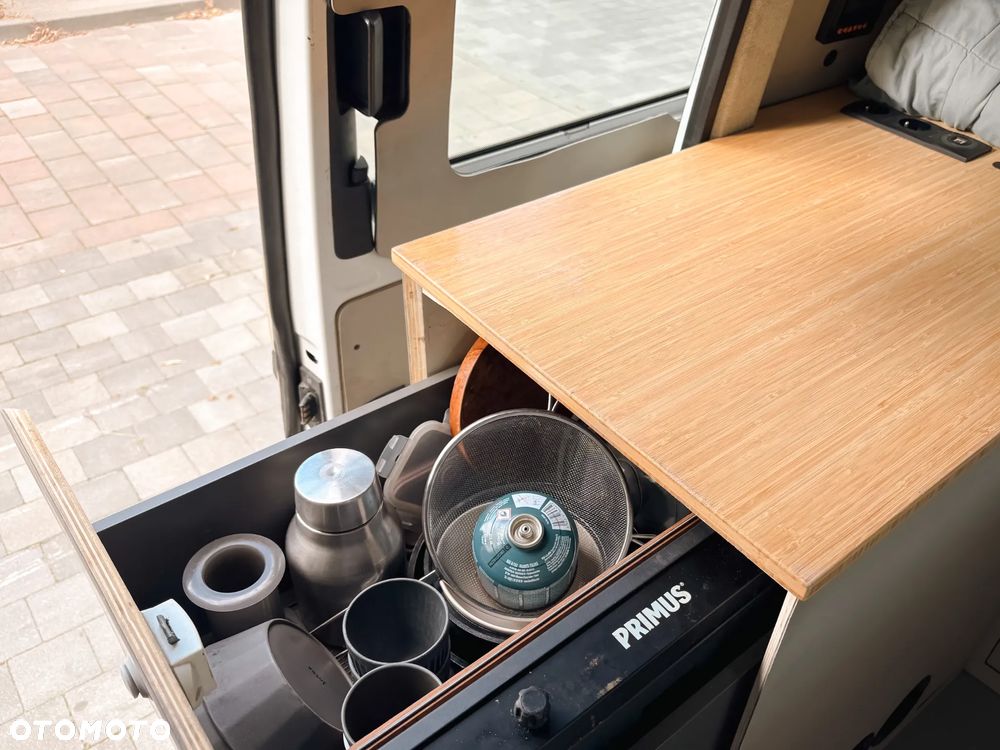 Volkswagen Transporter - 10