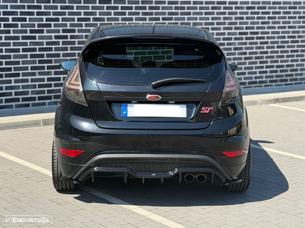 Ford Fiesta 1.6 EcoBoost ST - 8