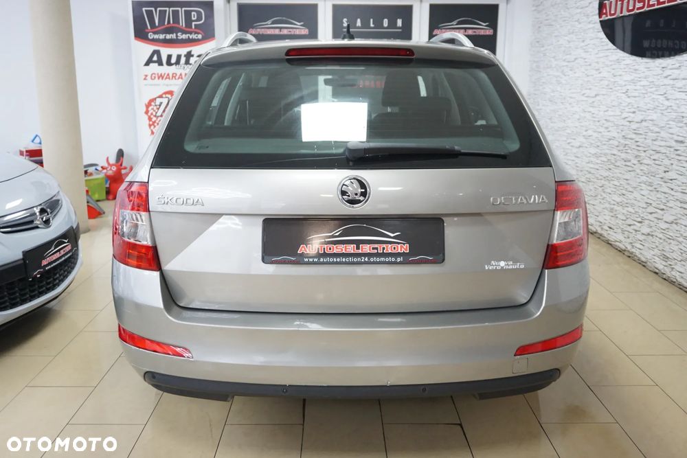 Skoda Octavia 1.6 TDI (Green tec) DSG Ambition - 5