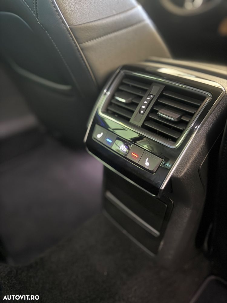 Skoda Superb 2.0 TDI DSG Premium Edition - 7