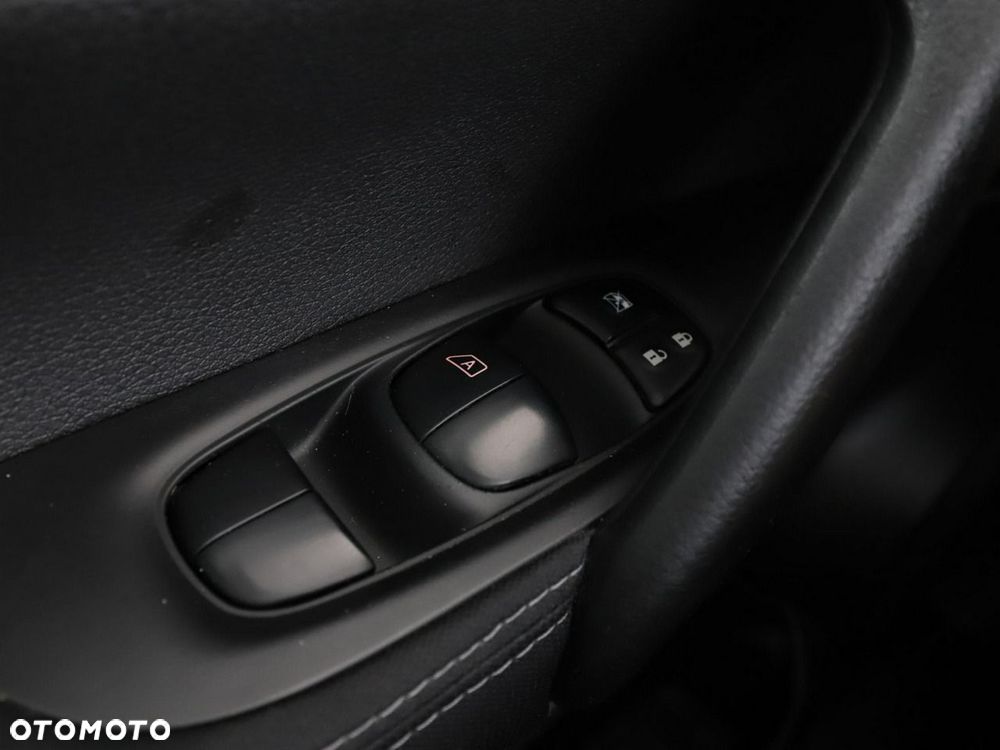 Nissan Qashqai 1.6 dCi 360 S&S - 33