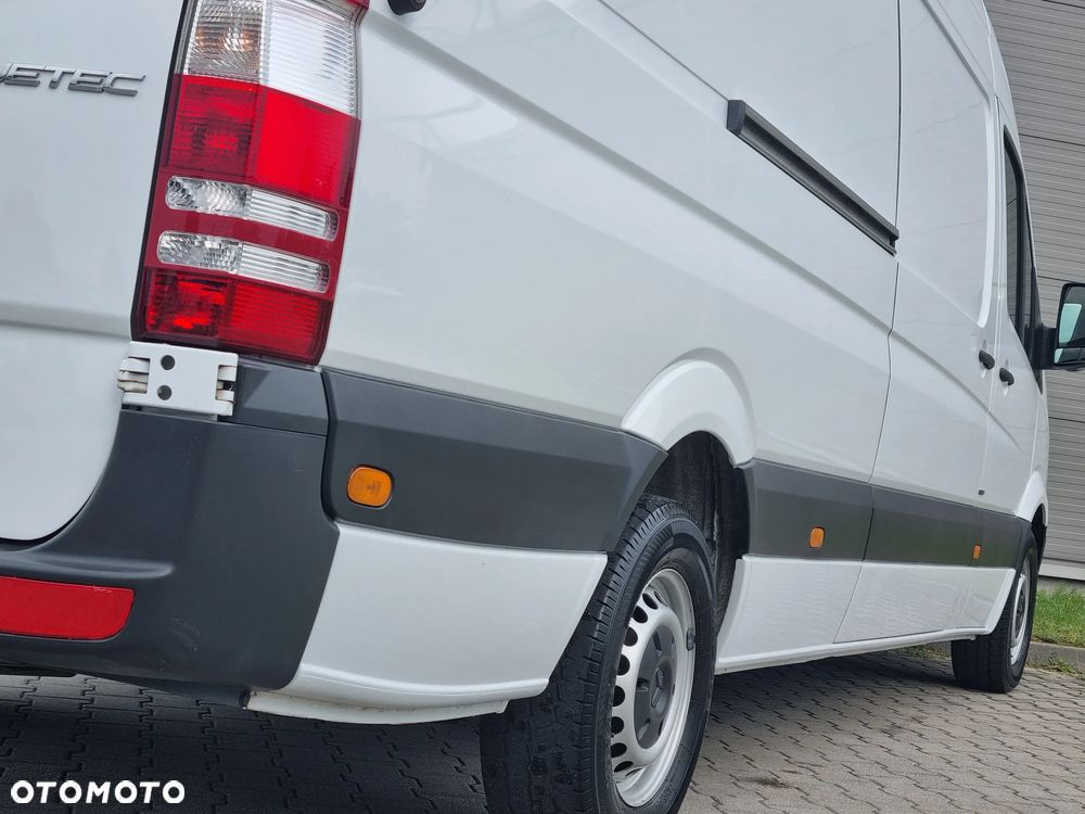 Mercedes-Benz Sprinter - 14