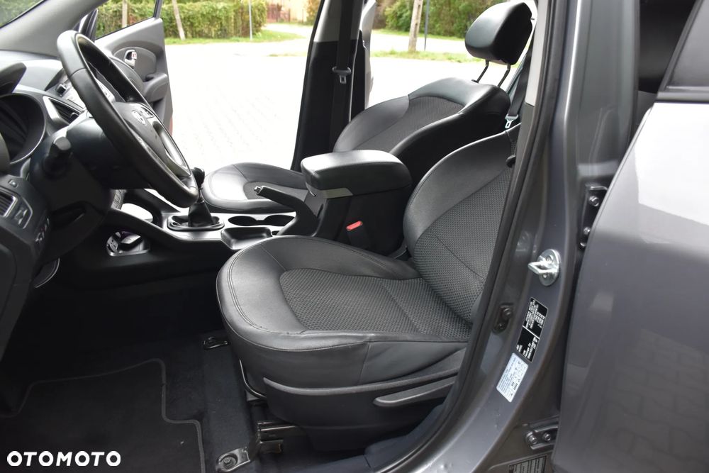 Hyundai ix35 1.7 CRDi Style 2WD - 11