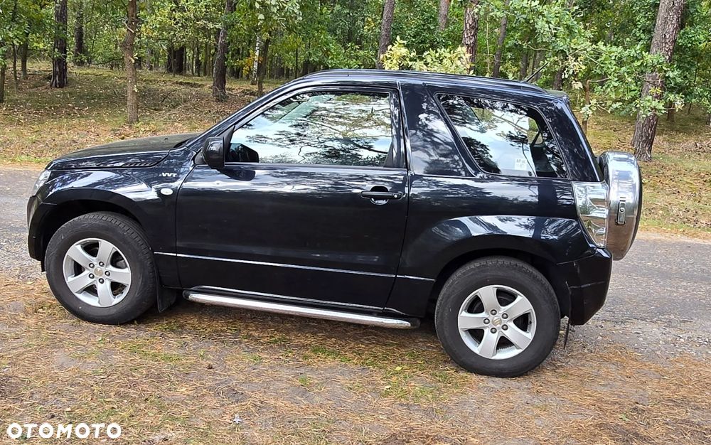 Suzuki Grand Vitara 1.6 - 7