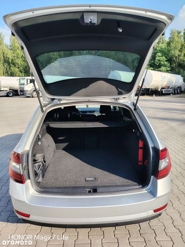 Skoda Octavia 2.0 TDI 4x4 Style - 9