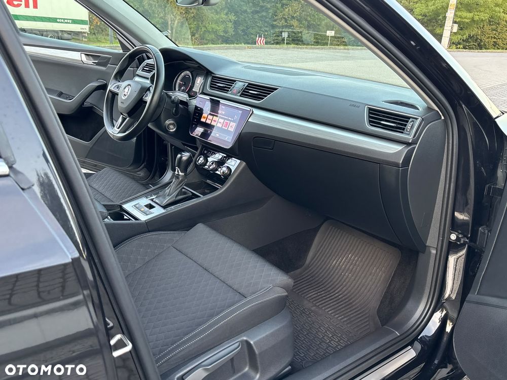 Skoda Superb 2.0 TDI DSG Premium Edition - 8
