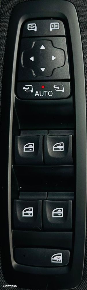 Renault Megane ENERGY TCe 130 LIMITED - 11